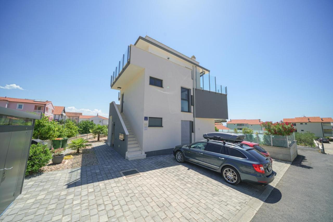 Villa Karen Vodice Grgurev Ante Kukure 93 Exterior foto