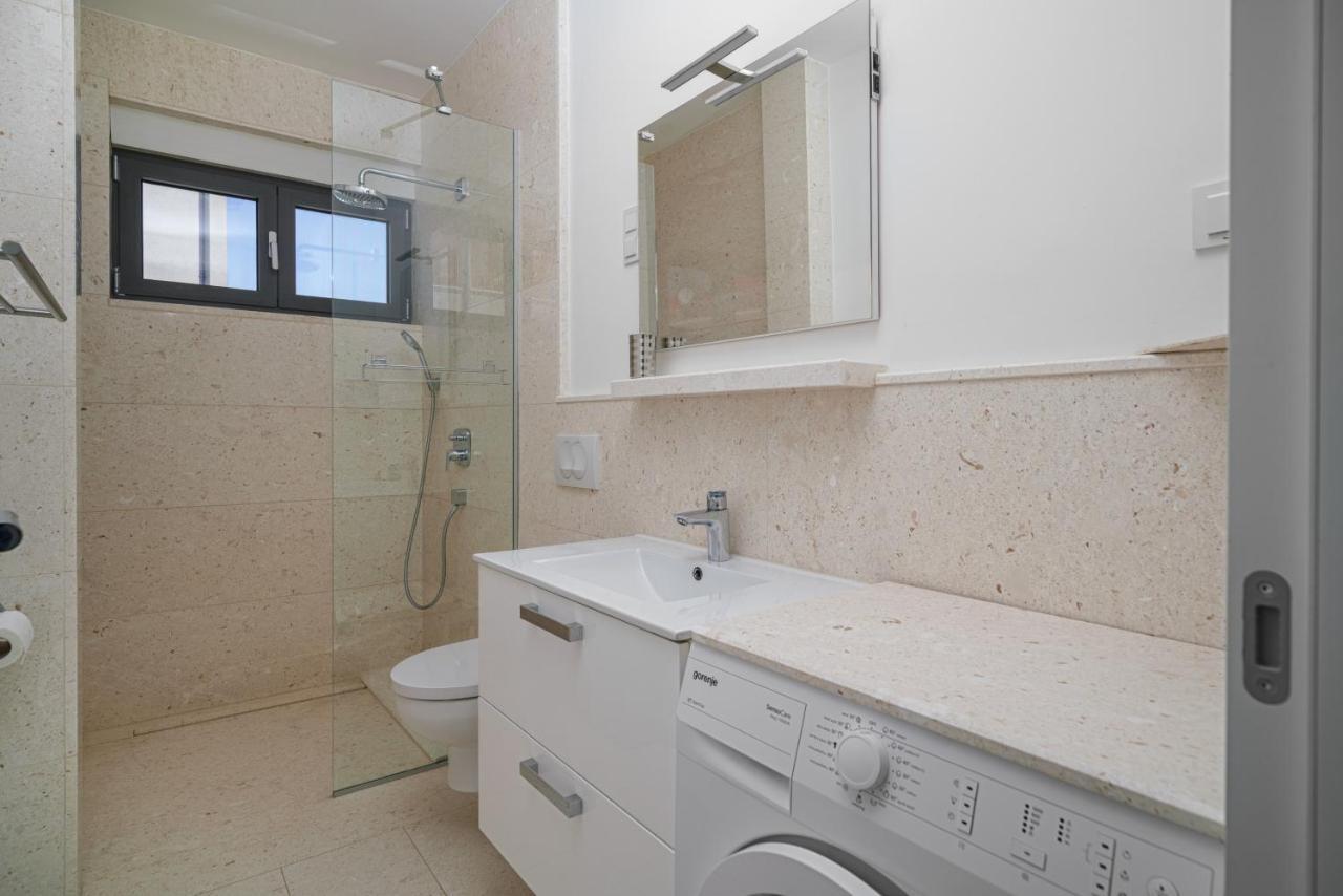 Villa Karen Vodice Grgurev Ante Kukure 93 Exterior foto