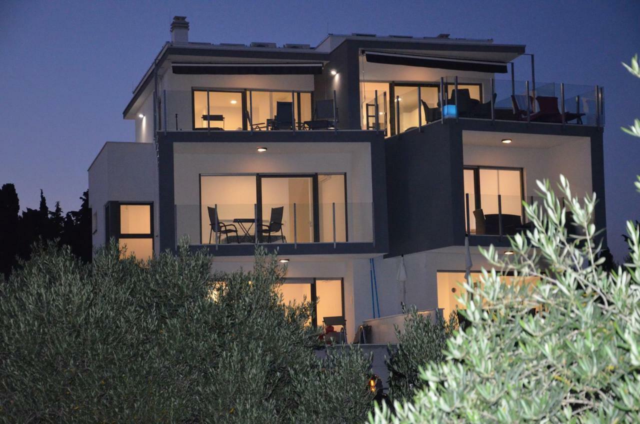 Villa Karen Vodice Grgurev Ante Kukure 93 Exterior foto