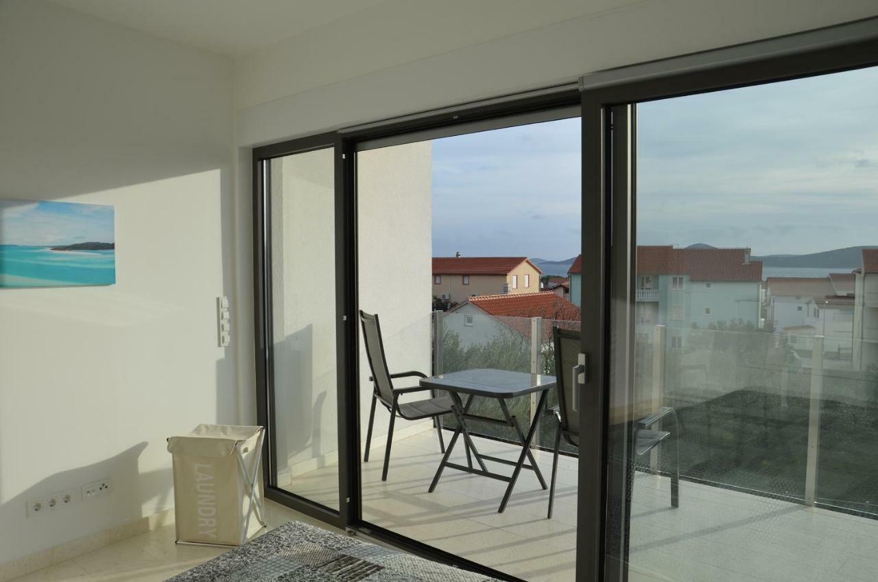 Villa Karen Vodice Grgurev Ante Kukure 93 Exterior foto