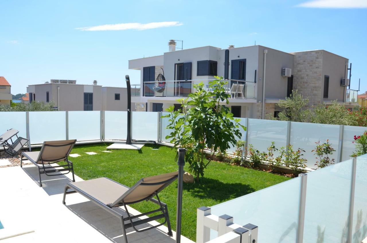Villa Karen Vodice Grgurev Ante Kukure 93 Exterior foto